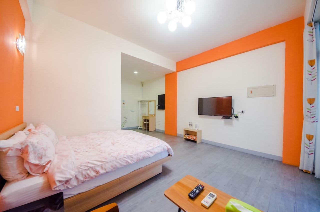 Beautiful Dream Tainan Homestay Exterior photo